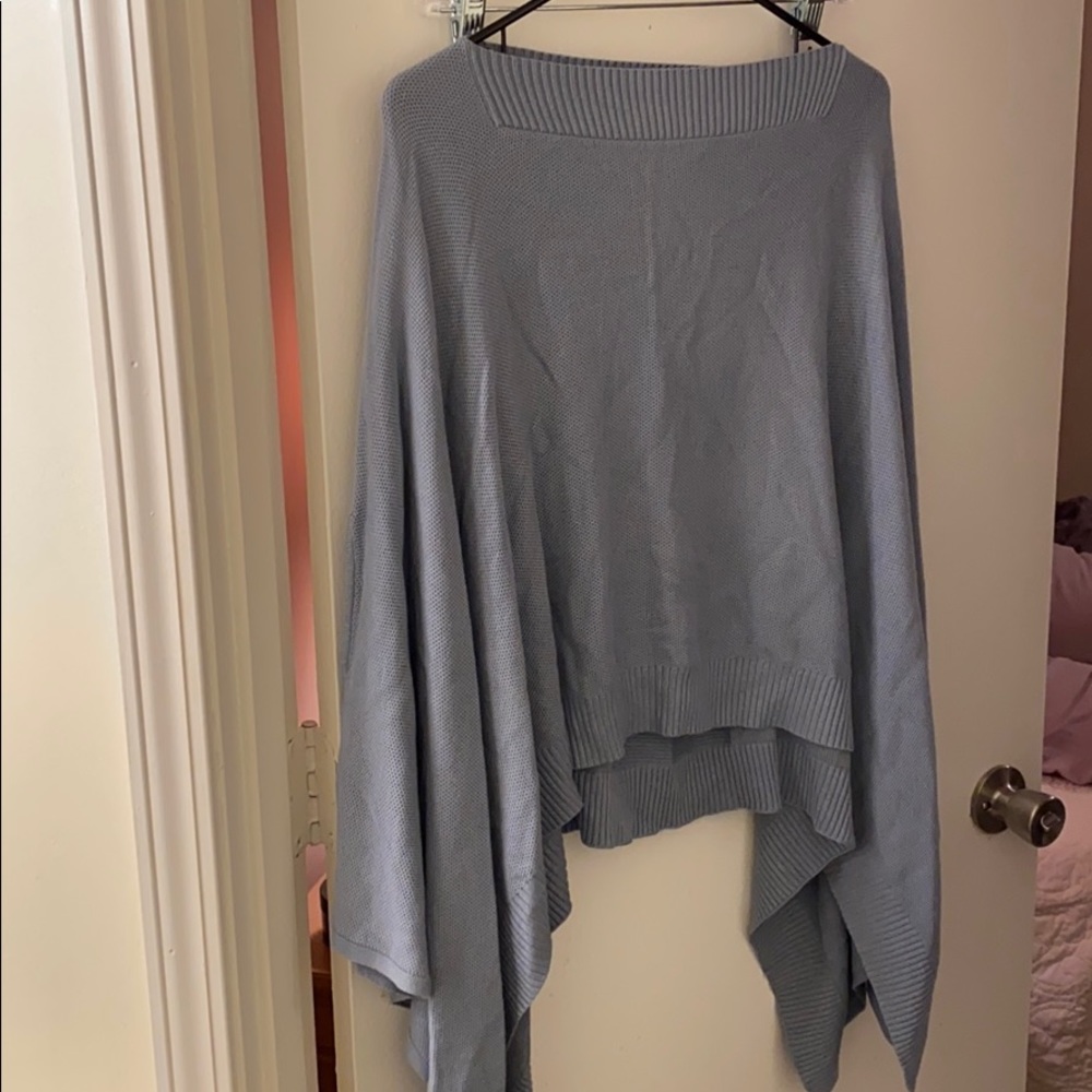 lulu poncho